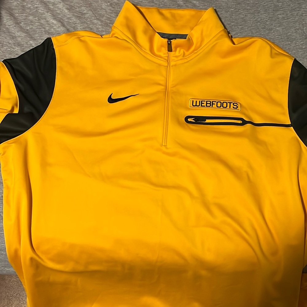 University of Oregon Nike half Zip Pullover Dri-fit